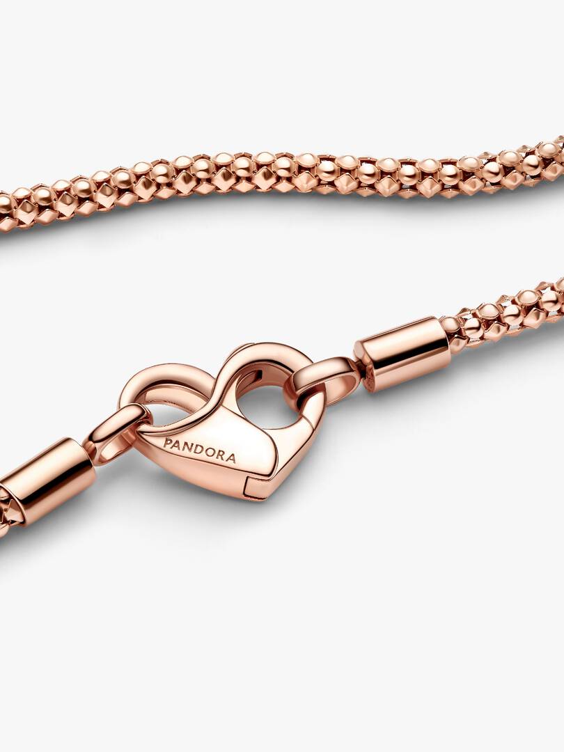 Collana Maglia Geometrica con Chiusura Moschettone a Cuore