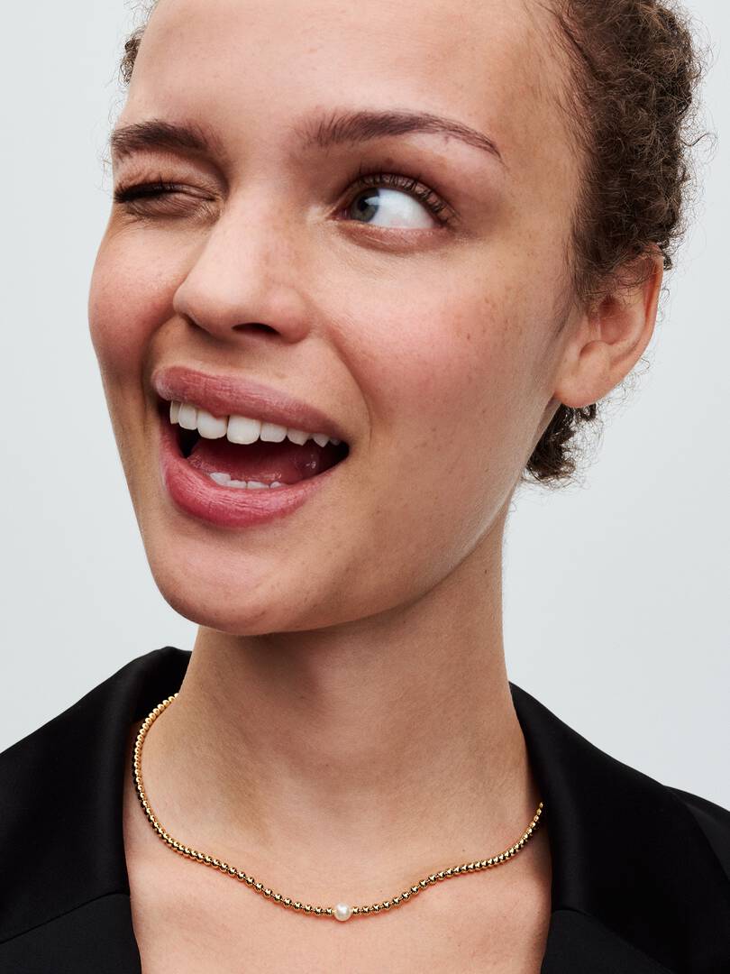 Collana con Perla d’Acqua Dolce Coltivata e Sfere