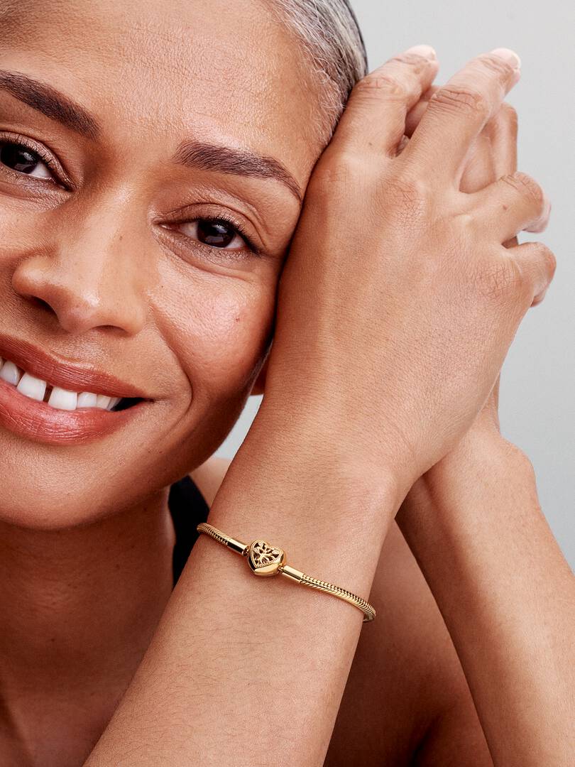 Bracciale Moments con Chiusura a Cuore albero della Famiglia